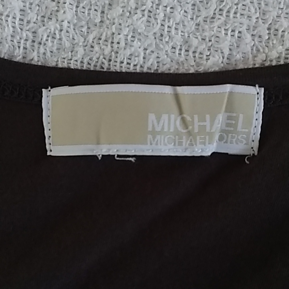 Vest - Picture 2 of 3